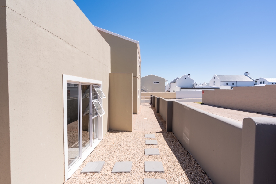 4 Bedroom Property for Sale in Myburgh Park Western Cape